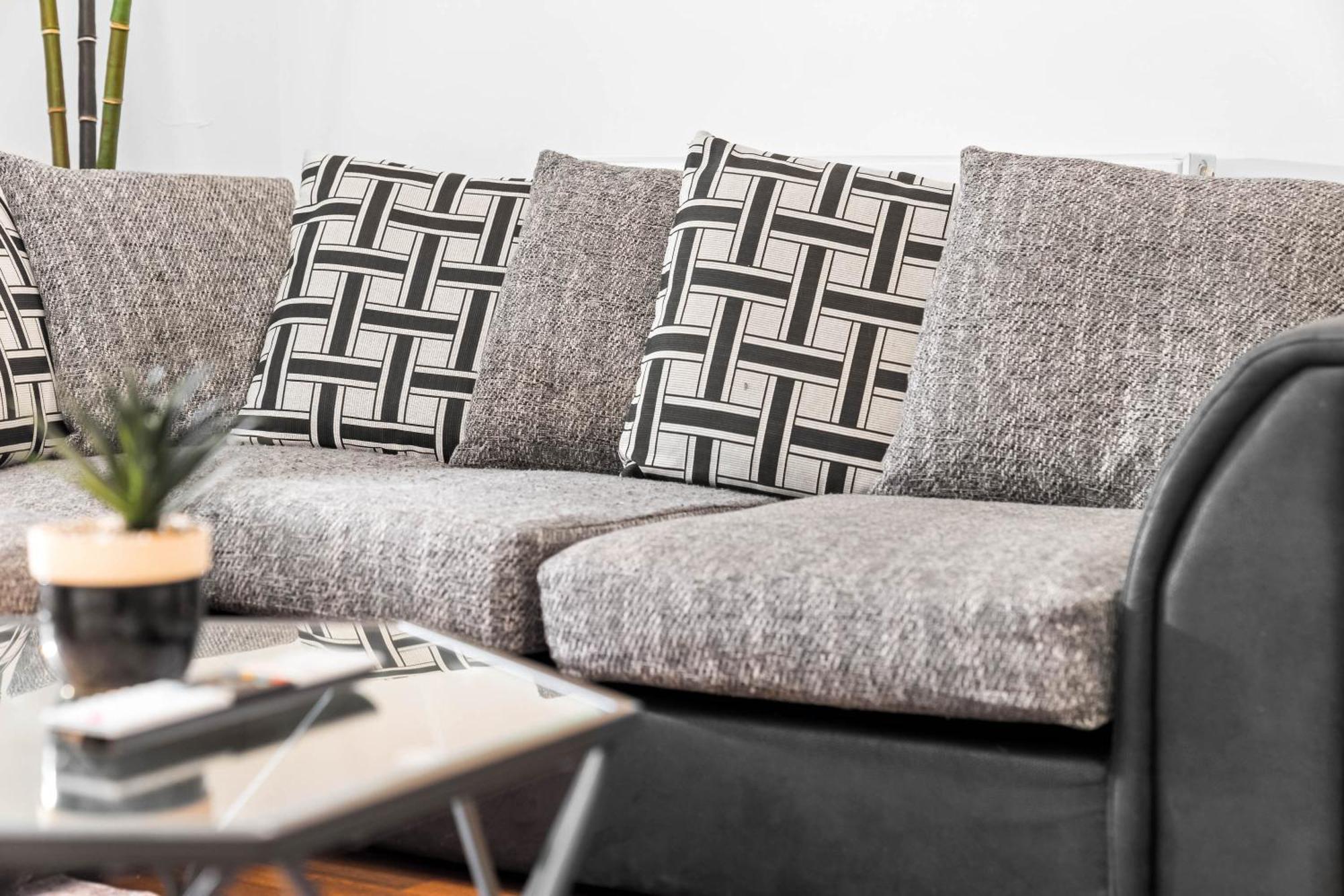 Luxury - High-speed Wifi - Free Netflix - 7pc Wolverhampton