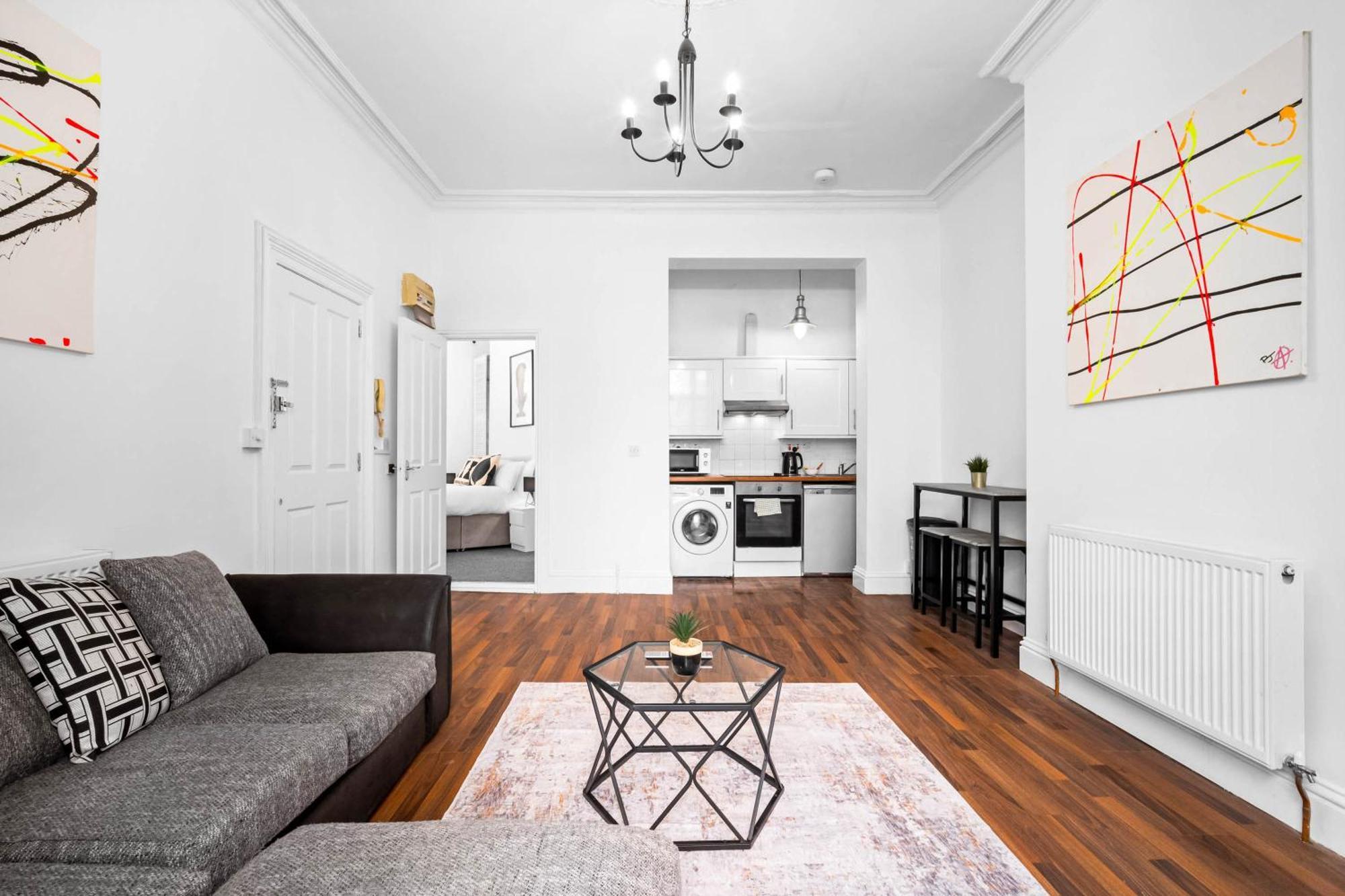 Apartment Luxury - High-speed Wifi - Free Netflix - 7pc